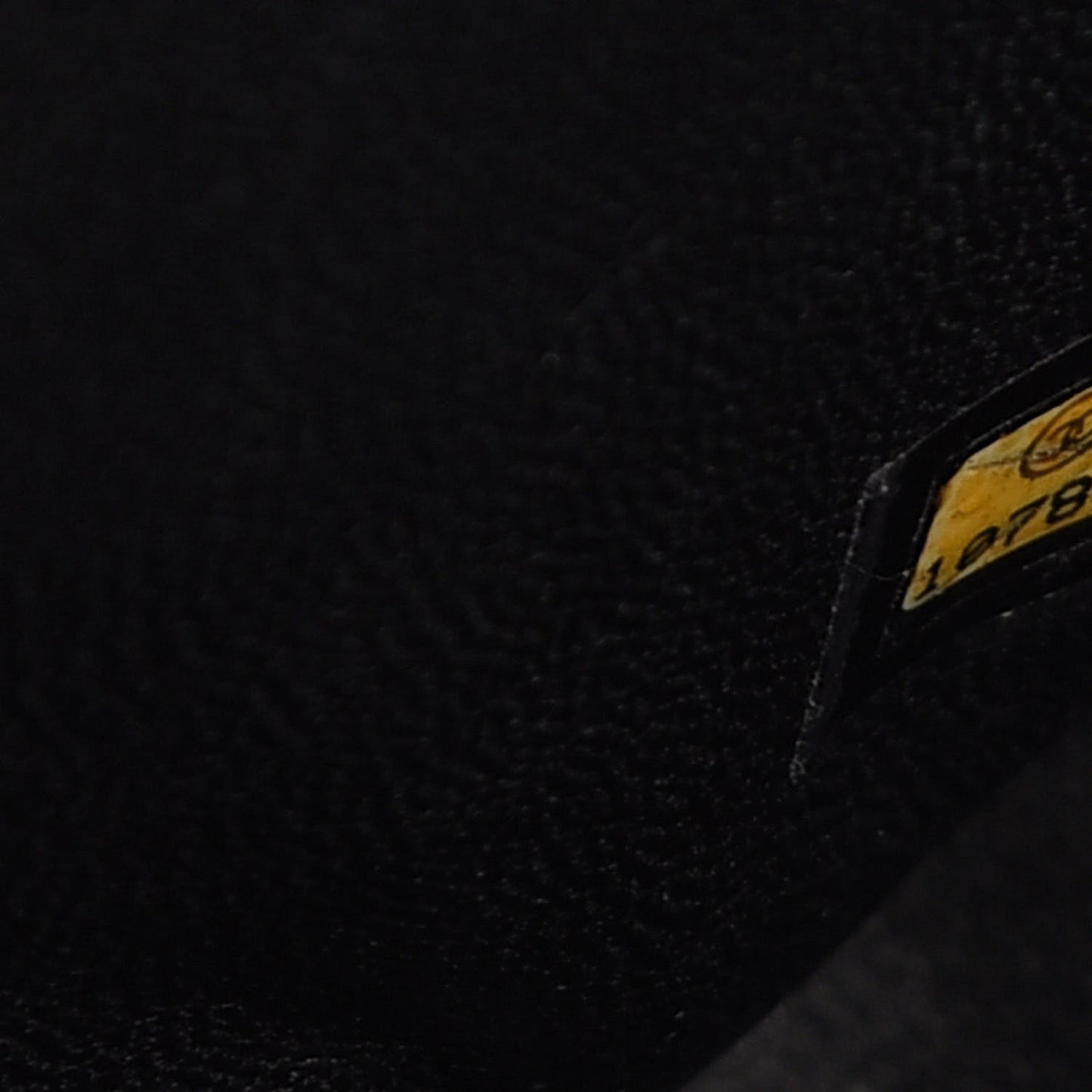 Caviar Quilted Jumbo Single Flap Black