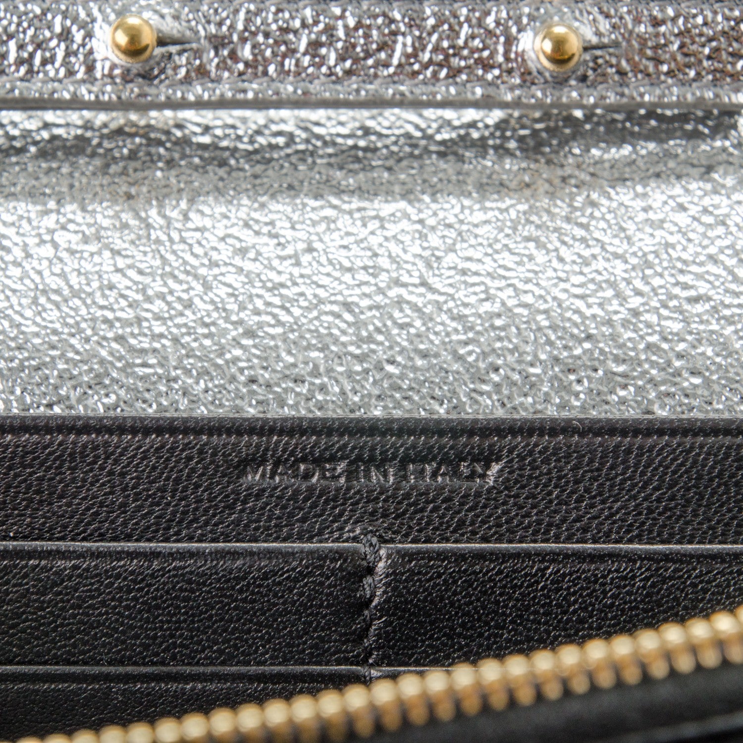 Saint Laurent Grained Metallic Calfskin Monogram Chain Wallet Argento 7 of 7