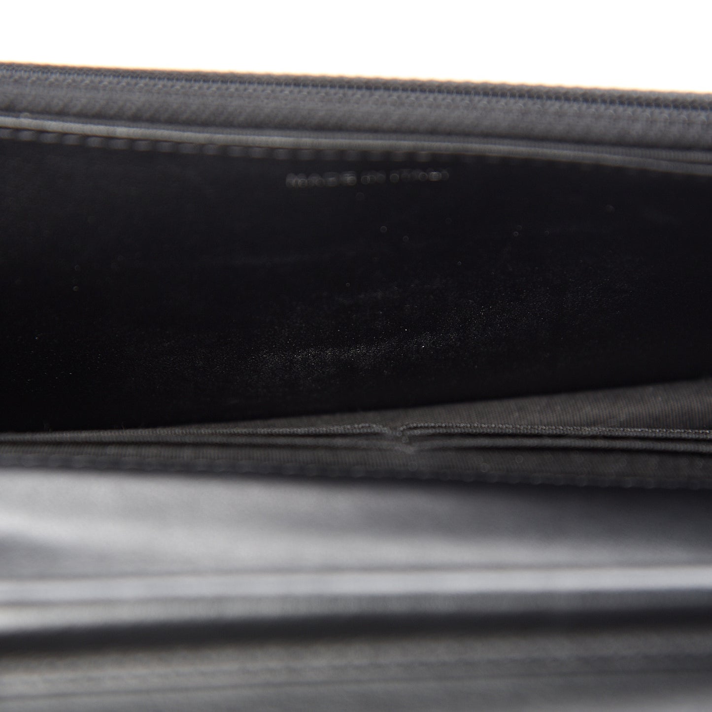 Caviar Quilted Boy Wallet On Chain WOC Black