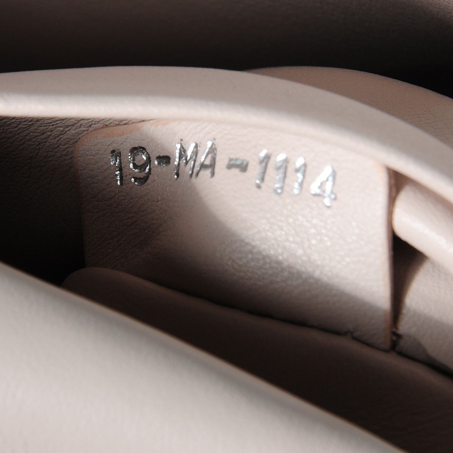 Smooth Calfskin Small Be Dior Flap Beige