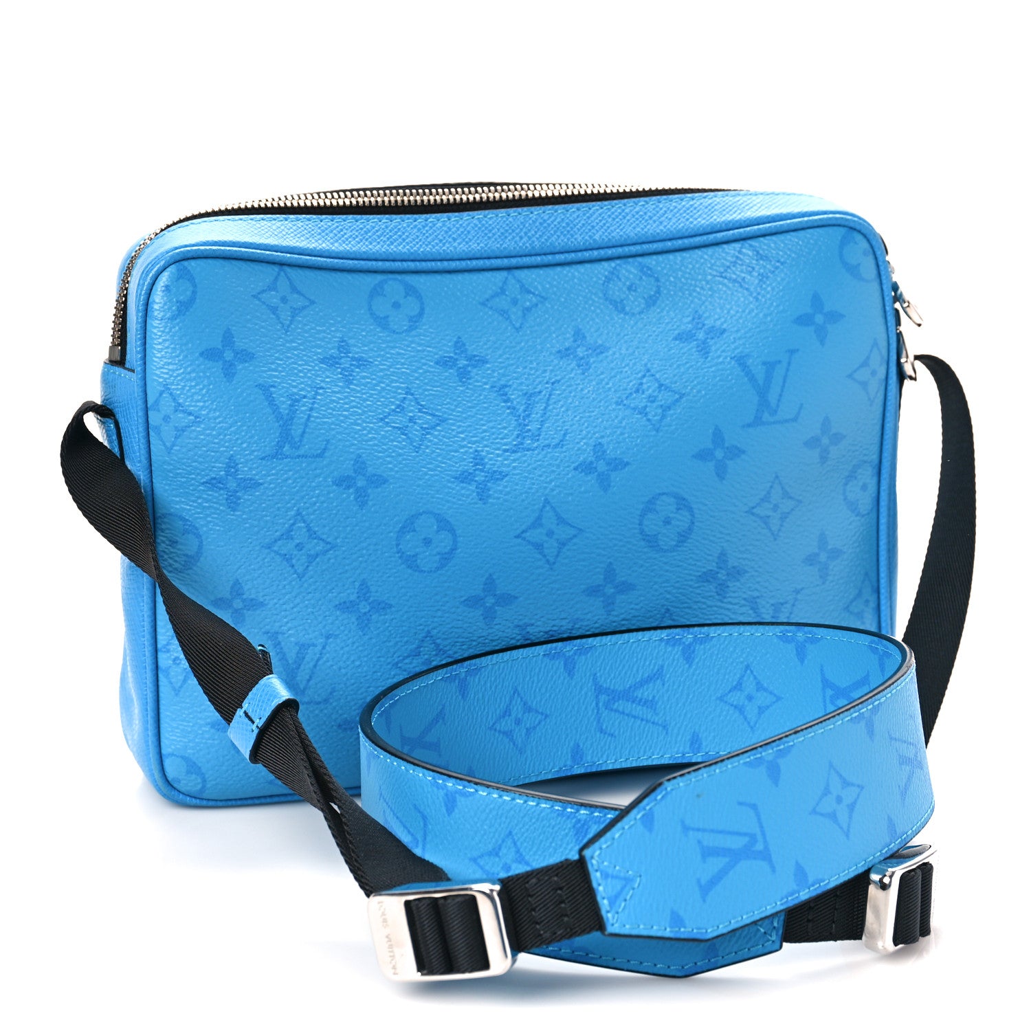 Louis Vuitton Taigarama Outdoor Messenger Blue Lagoon 2 of 7