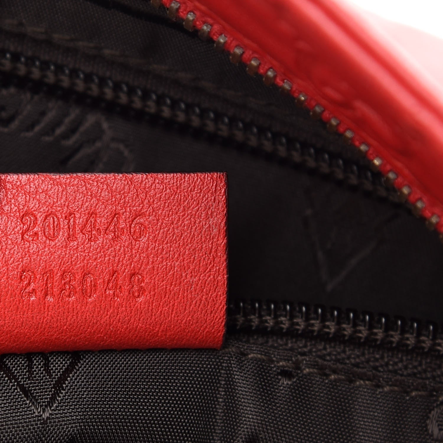 Gucci Guccissima Medium Flat Messenger Bag Red 9 of 10