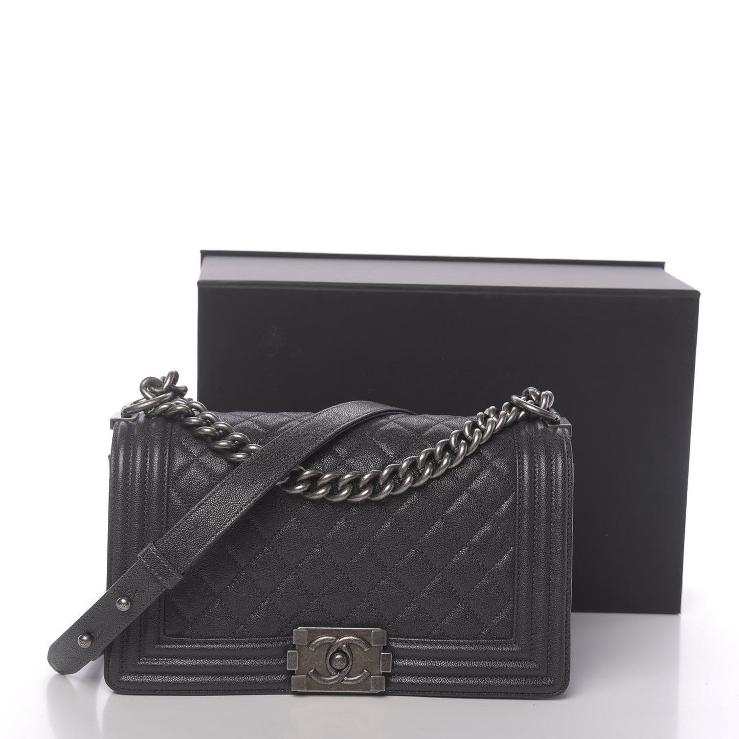 Caviar Quilted Medium Boy Flap Grey