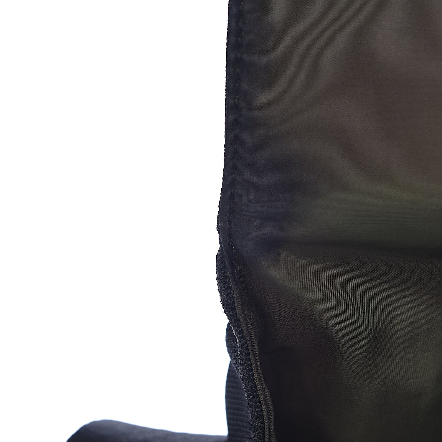 Louis Vuitton Damier Geant Messenger Bag Black 8 of 22