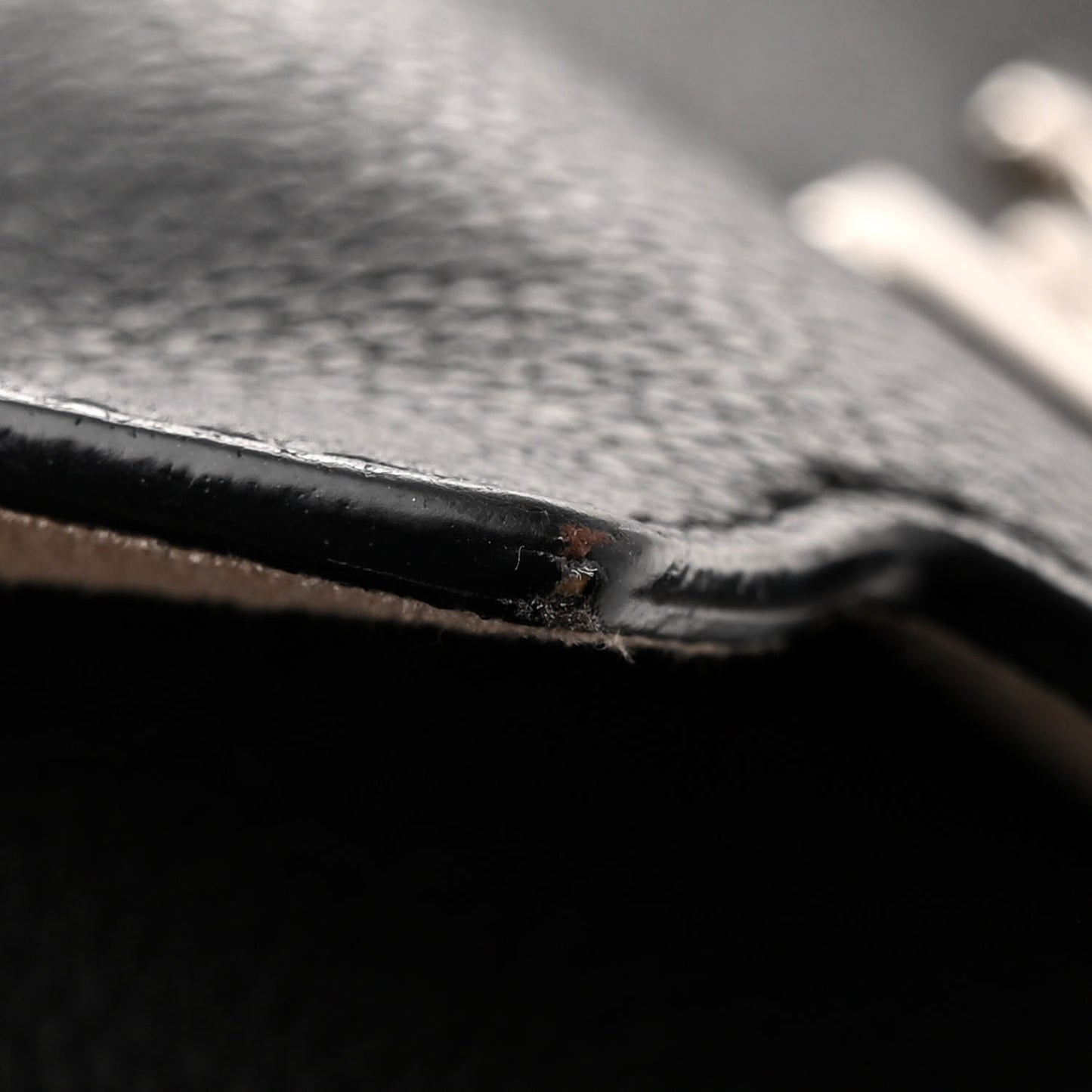 Calfskin Lockme Ever BB Black