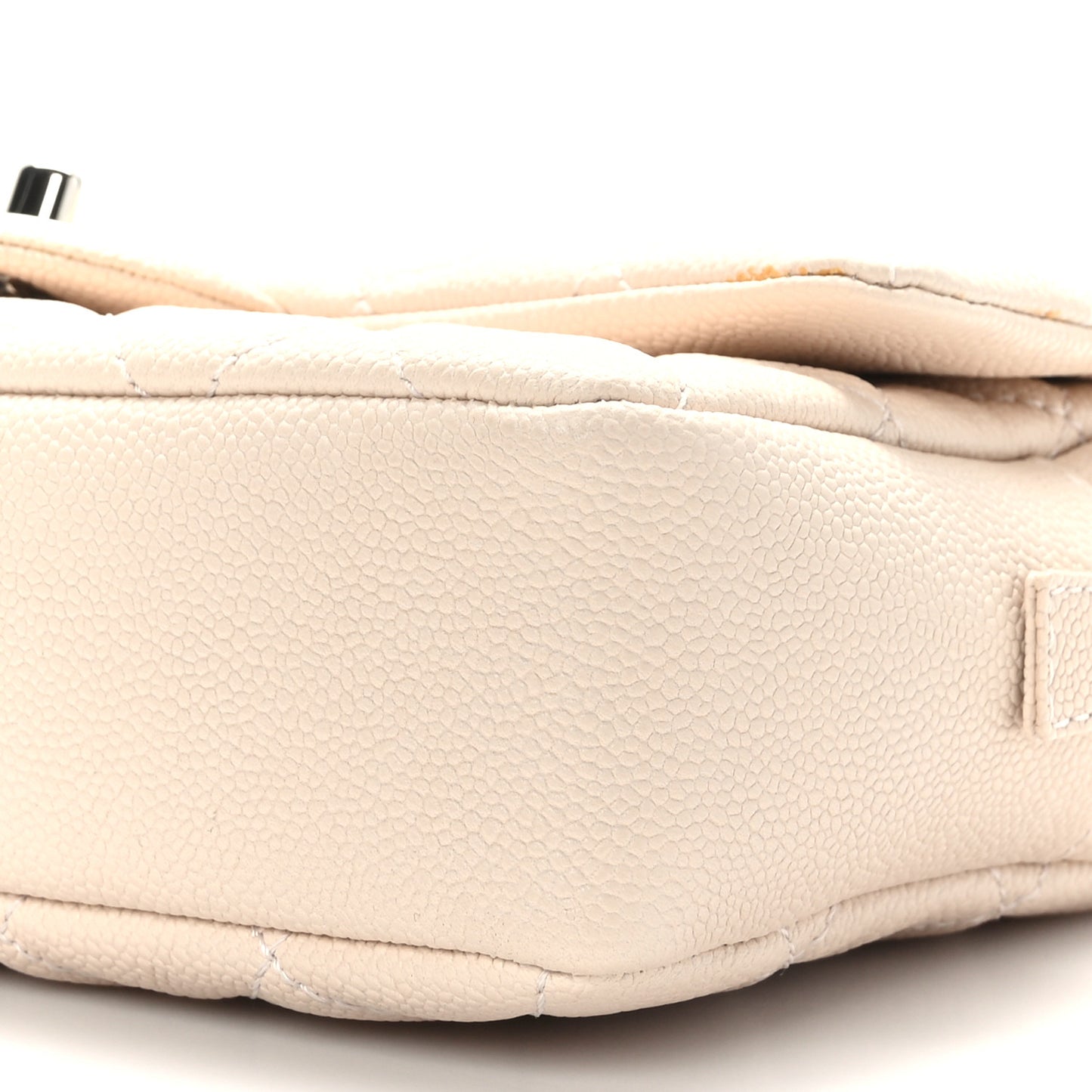 Caviar Quilted Medium Casual Journey Flap Light Beige