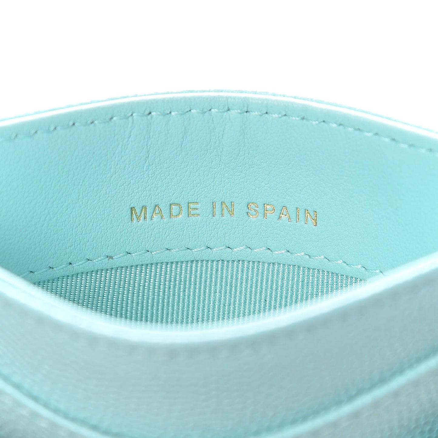 Caviar Quilted Card Holder Light Blue