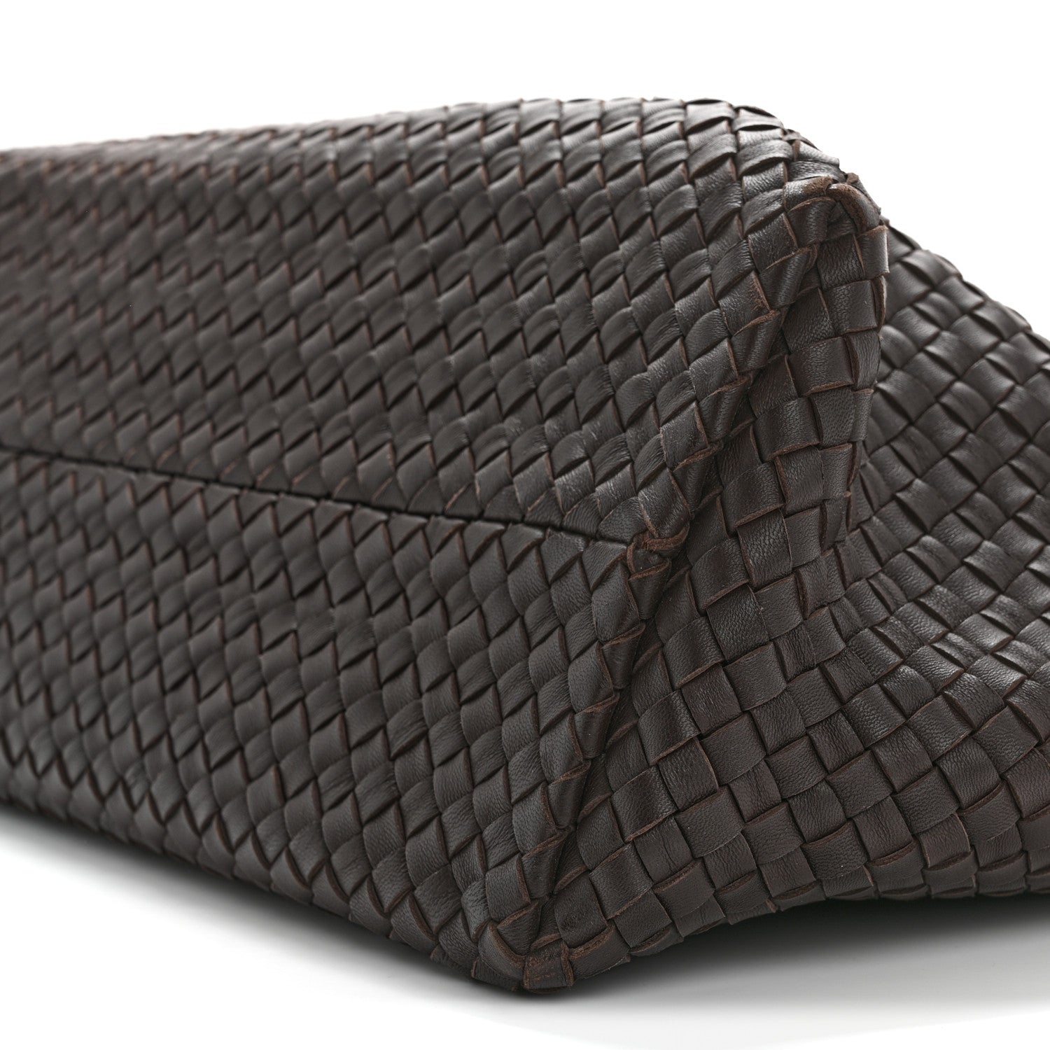 Bottega Veneta Nappa Intrecciato Medium Cabat Ebano 12 of 14