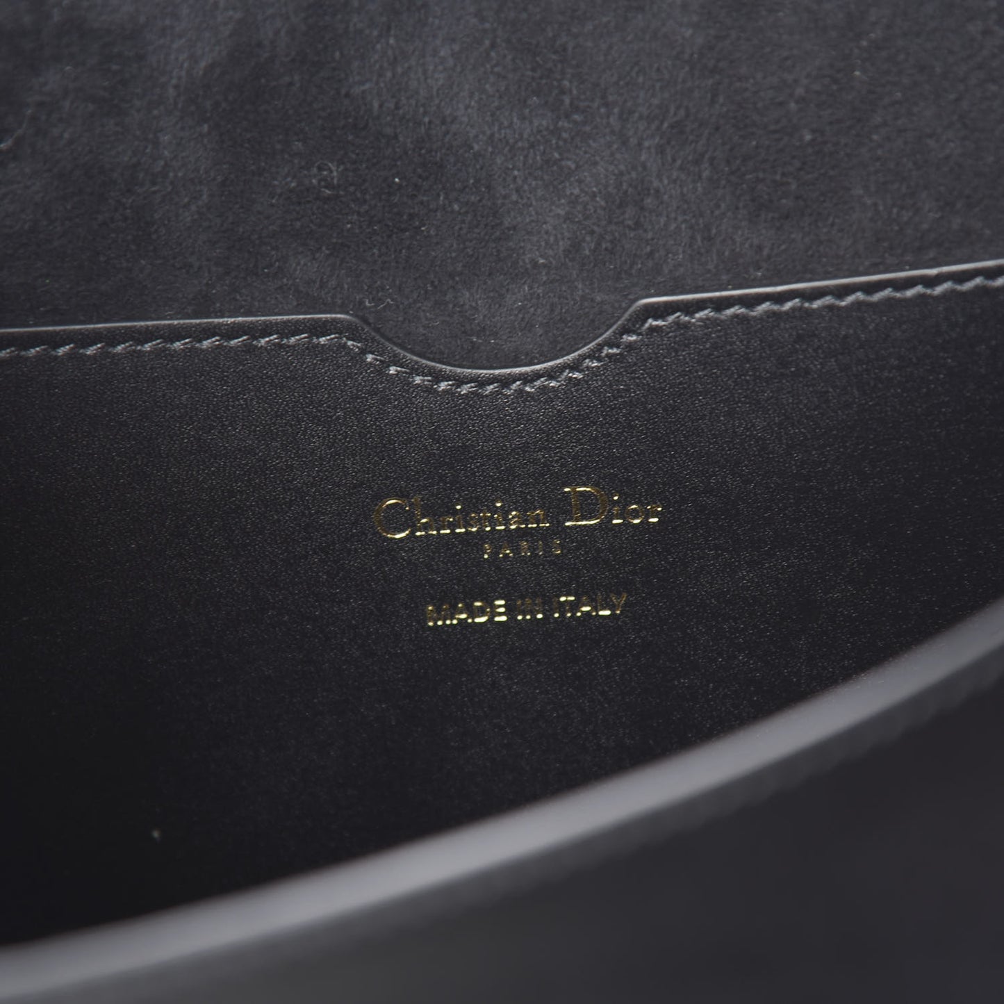 Box Calfskin Large Bobby Flap Black