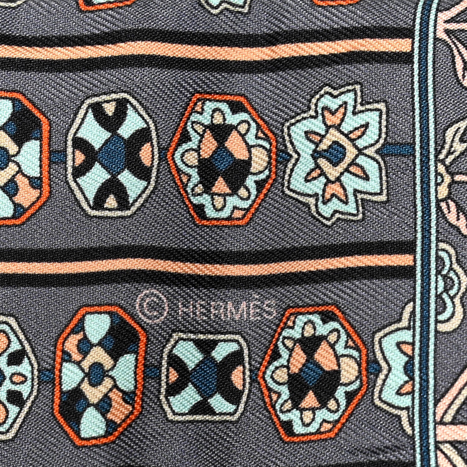 Hermes Silk Tapis Persans Twilly 4 of 5