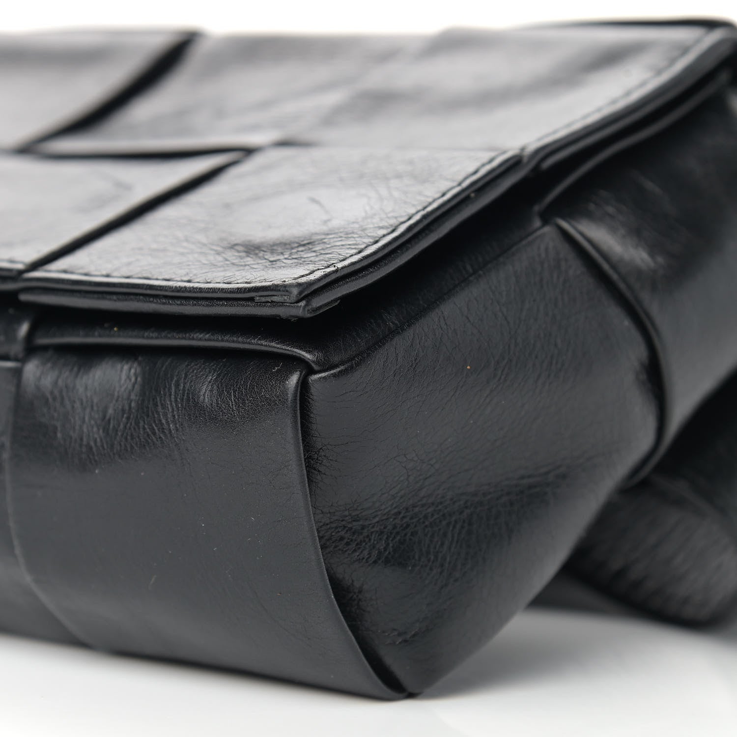 Bottega Veneta Paper Calfskin Intrecciato Cassette Belt Bag Black 8 of 8