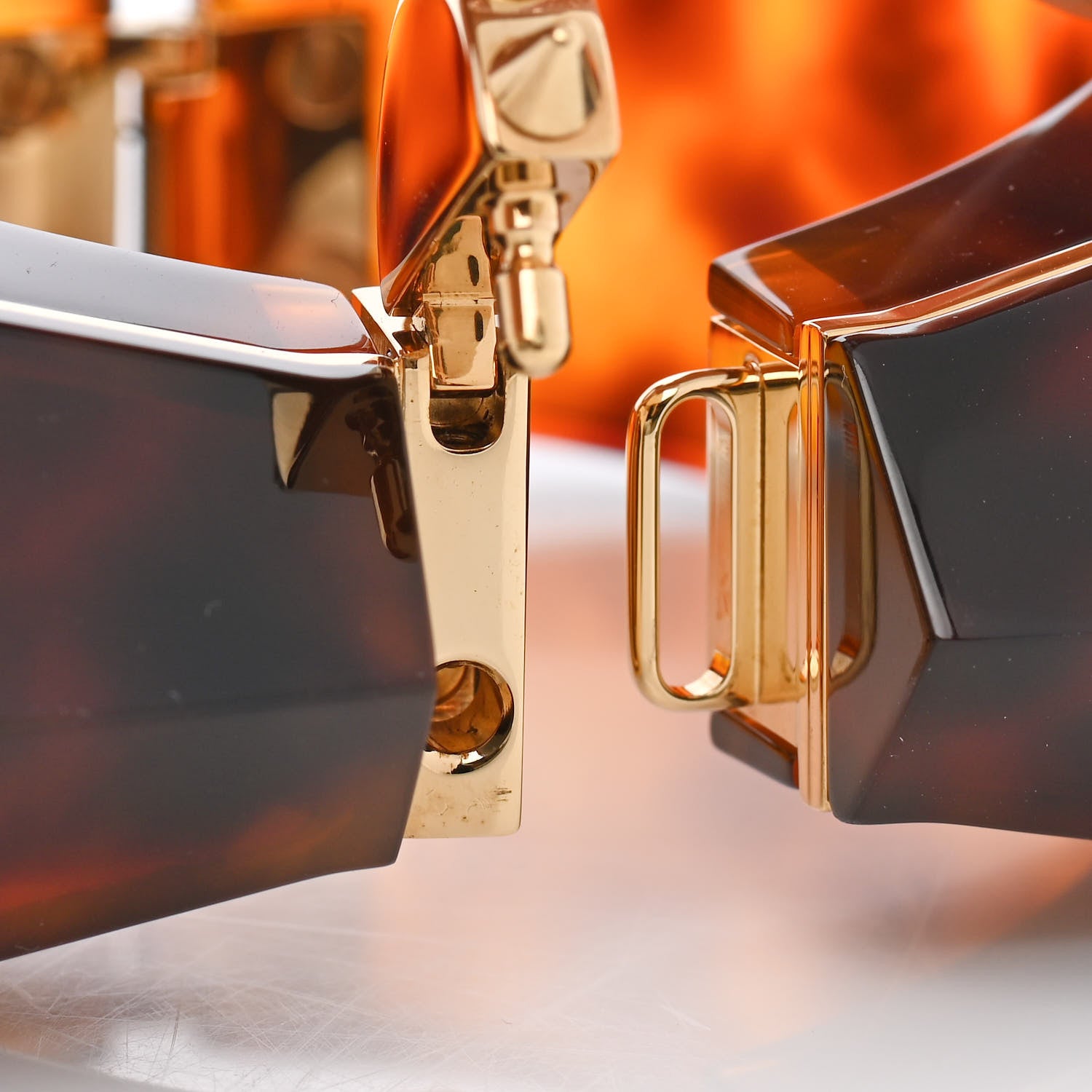 Louis Vuitton Resin Spiky Bow Cuff Tortoise 6 of 6