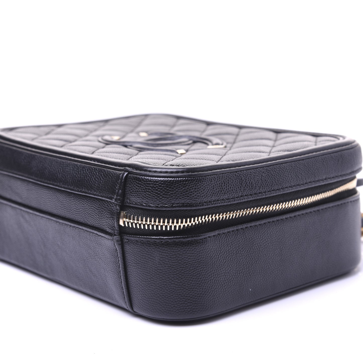 Caviar Quilted Medium CC Filigree Vanity Case Black