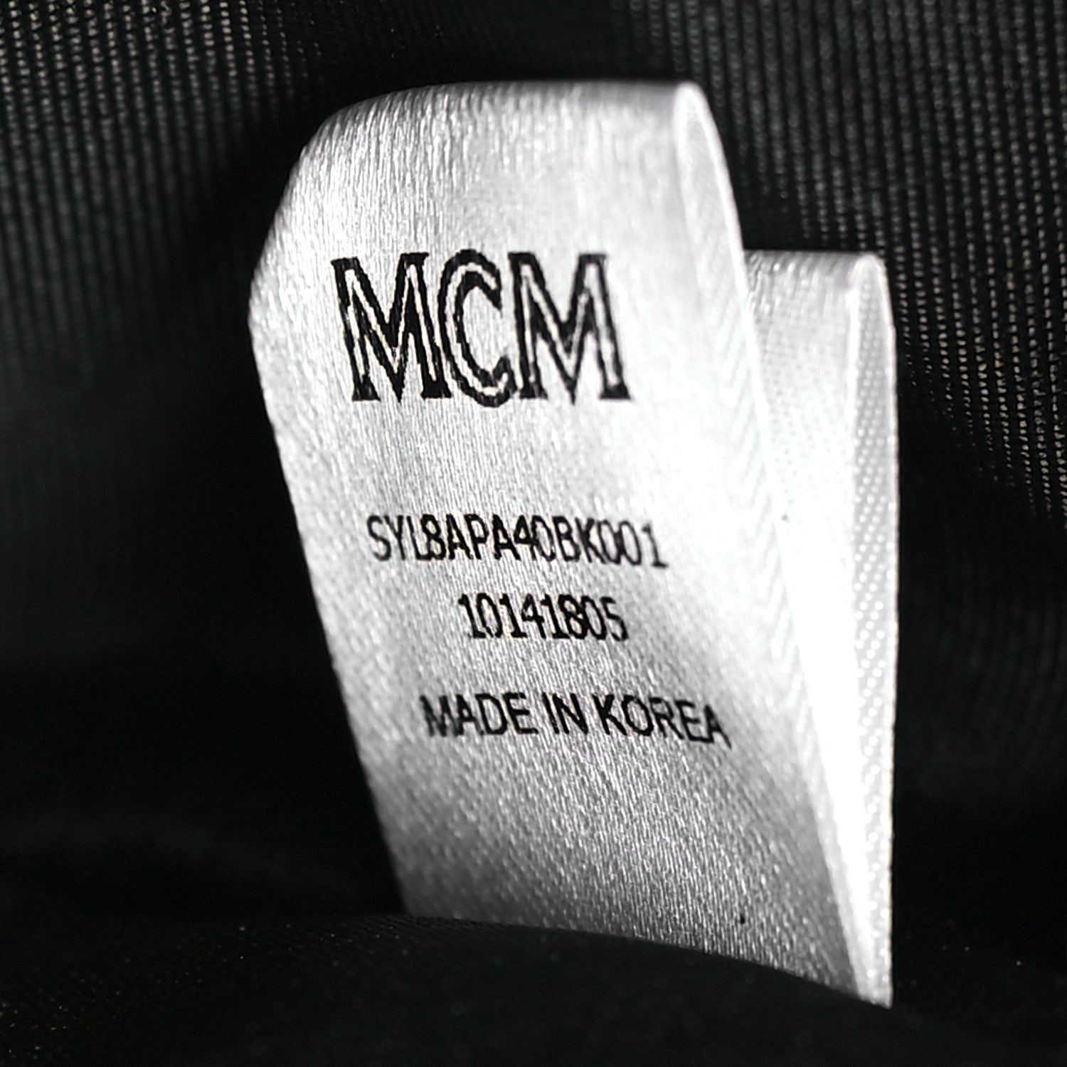 MCM Grained Calfskin Studded Large Patricia Wallet On Chain Black 7 of 11