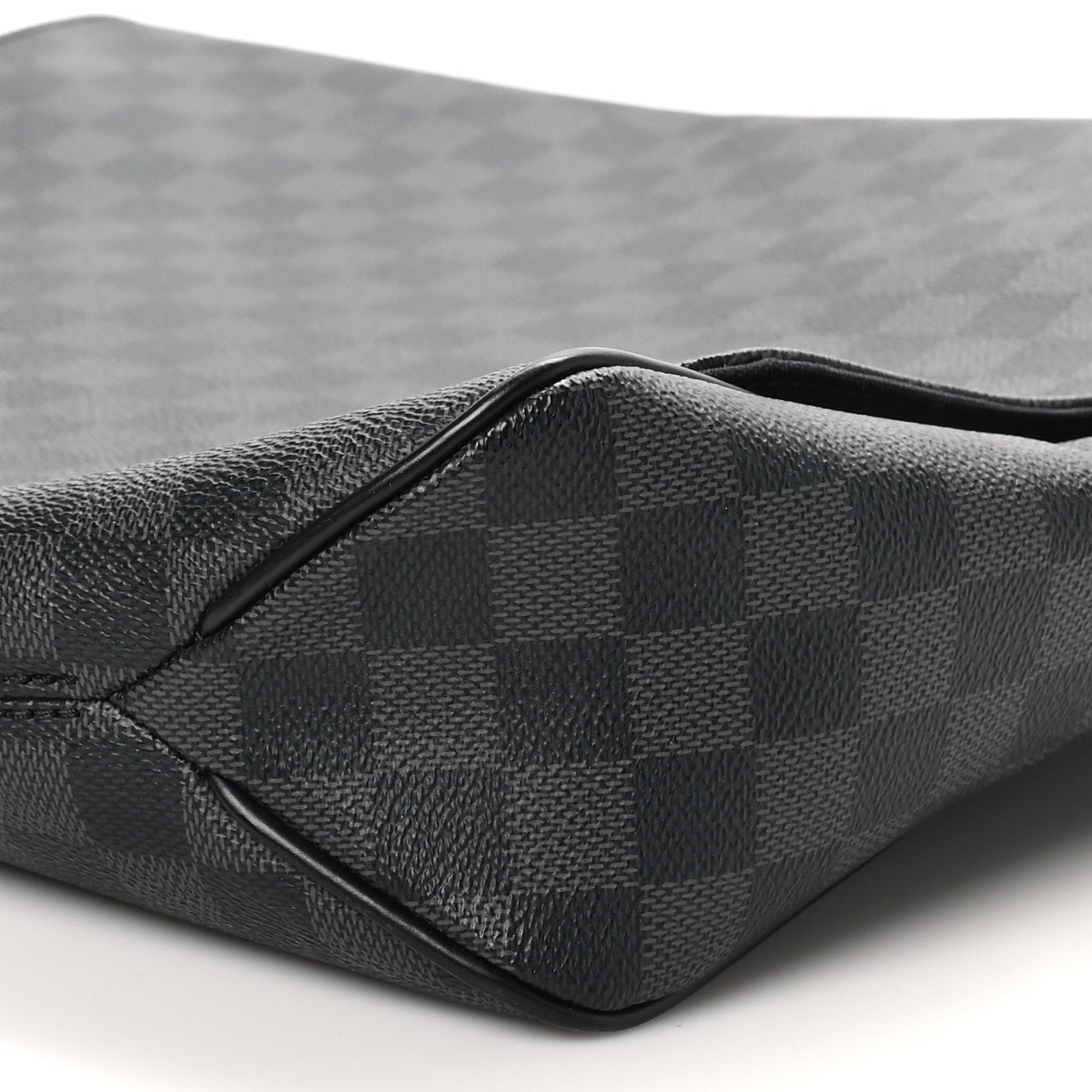 Louis Vuitton Damier Graphite District MM 9 of 9