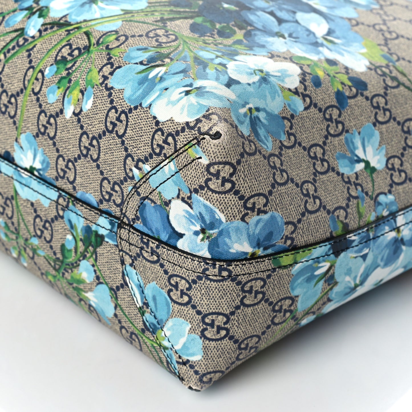 GG Supreme Monogram Blooms Medium Reversible Tote Beige Blue Navy