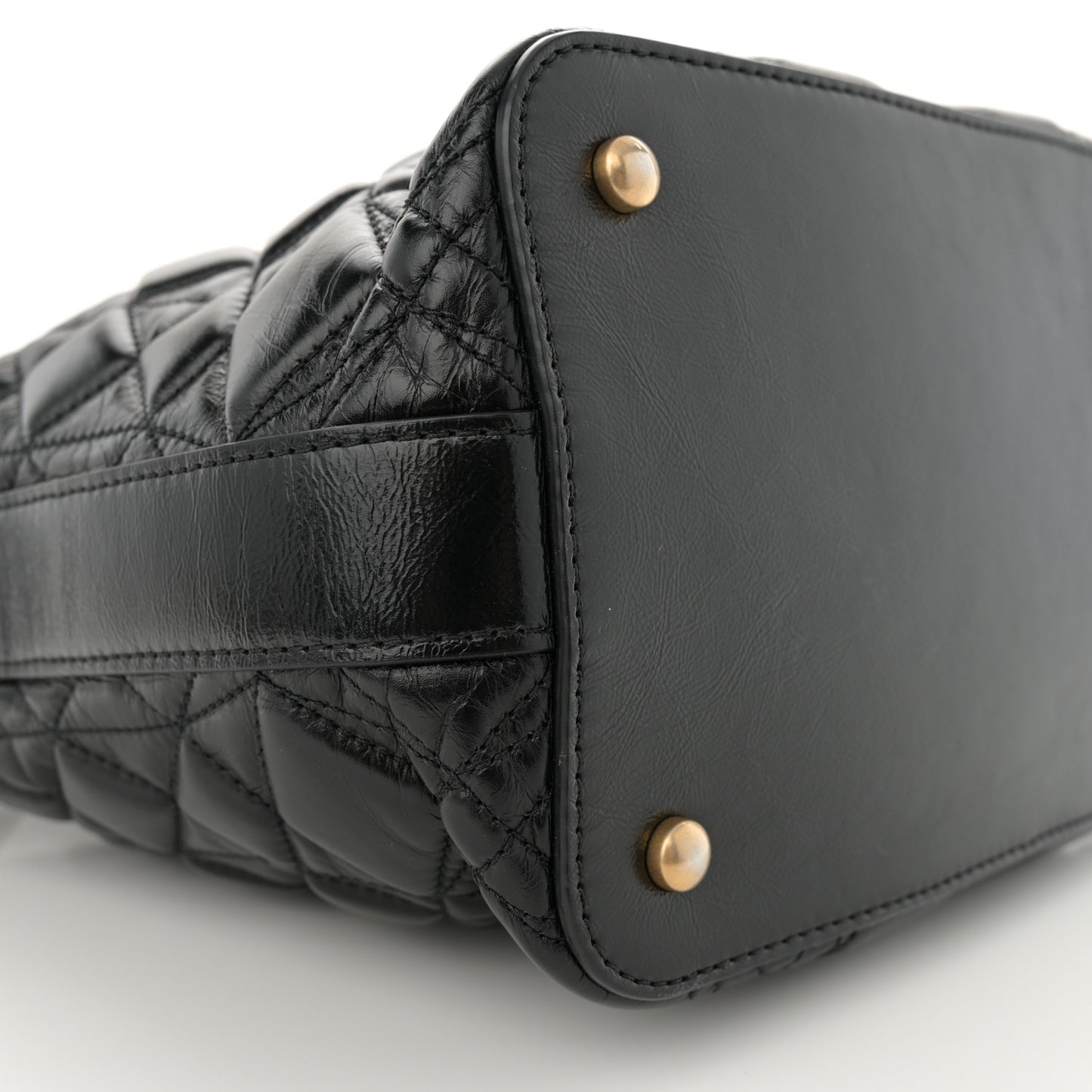 Glazed Calfskin Quilted State Of The Art Hobo Black