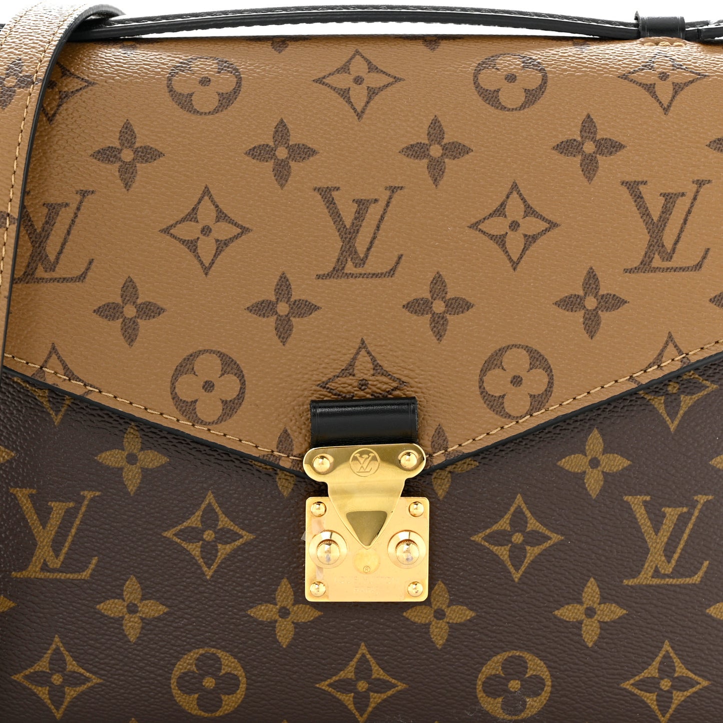 Reverse Monogram Pochette Metis