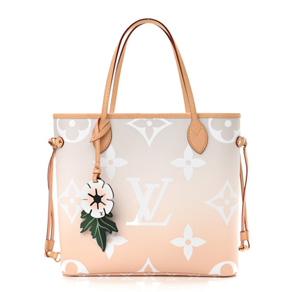 Louis Vuitton Monogram Giant By The Pool Neverfull MM Brume 2 of 11