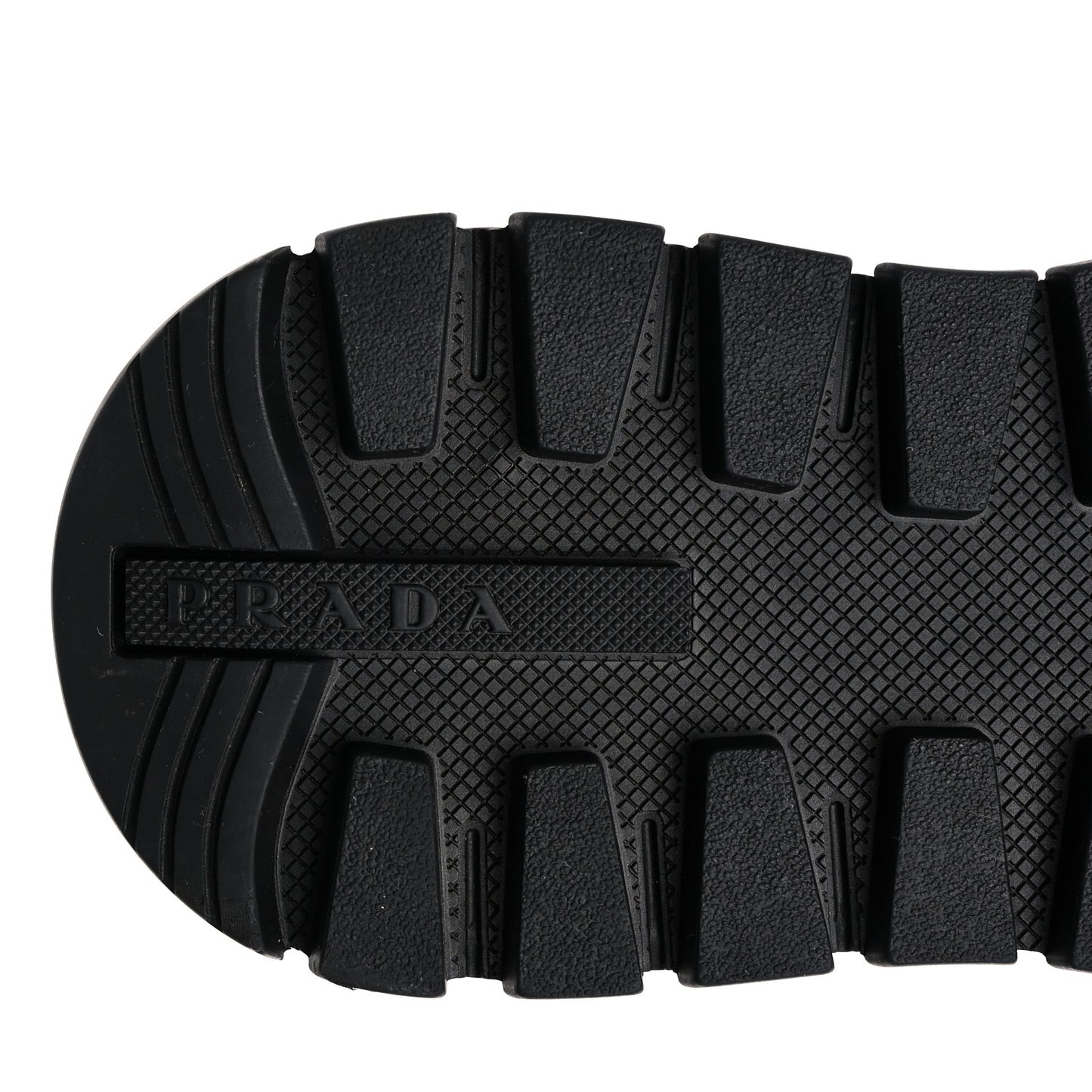 Re-Nylon Piuma Metal Triangle Logo Quilted 45mm Sneakers 37 Alabastro