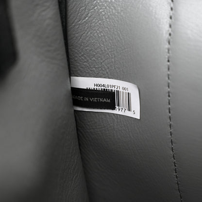 Marc Jacobs Grained Calfskin Medium The Tote Bag Black 8 of 14