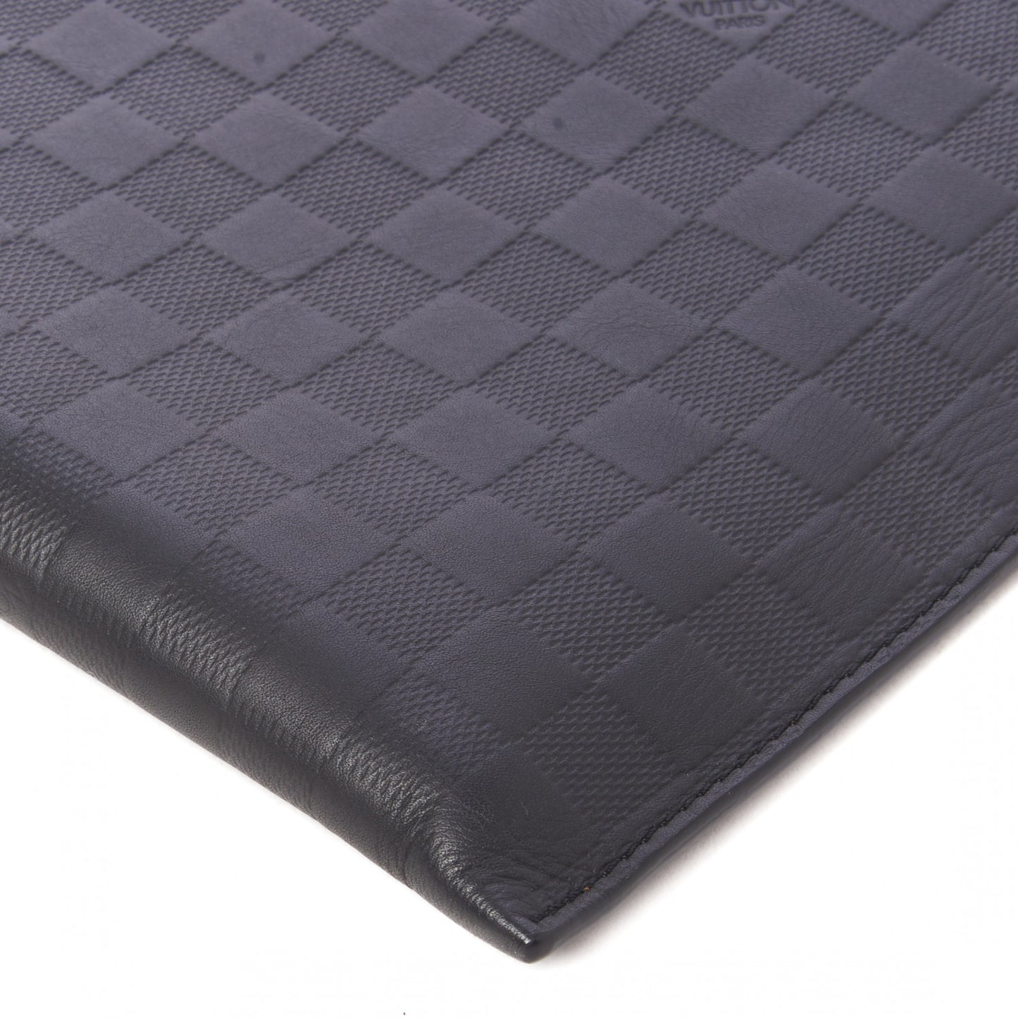 Damier Infini Discovery Pochette GM Onyx