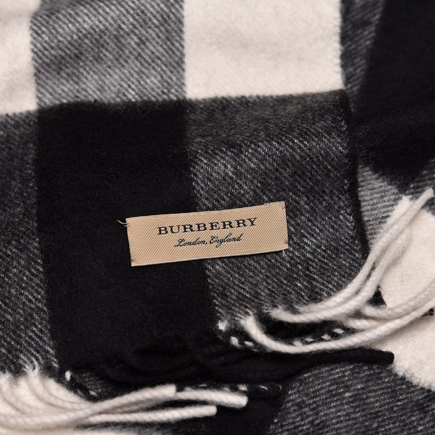 Fox Cashmere Half Mega Check Fringe Scarf Black