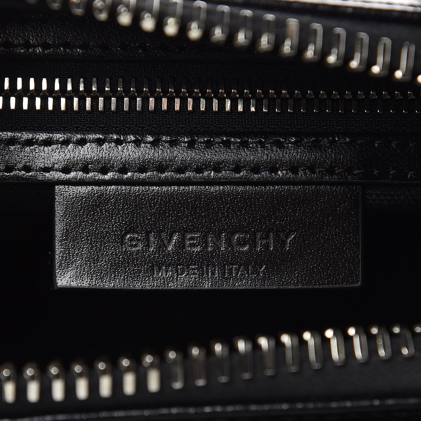 Shiny Lord Calfskin Mini Antigona Black
