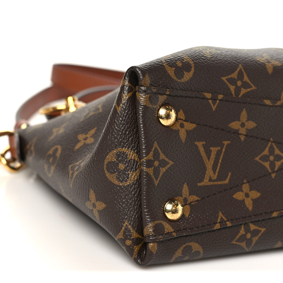 Monogram V Tote BB Black