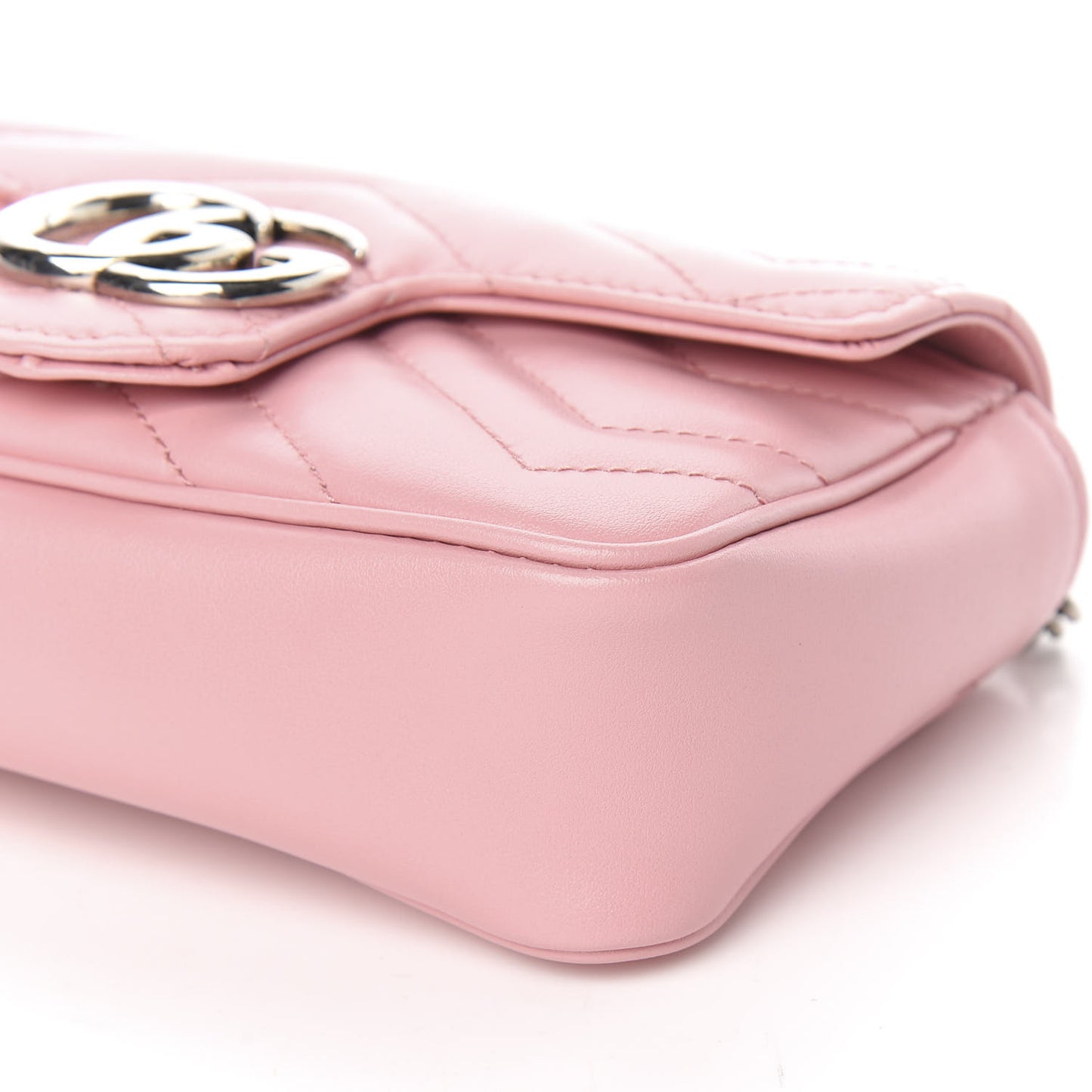 Calfskin Matelasse Super Mini GG Marmont Shoulder Bag Wild Rose