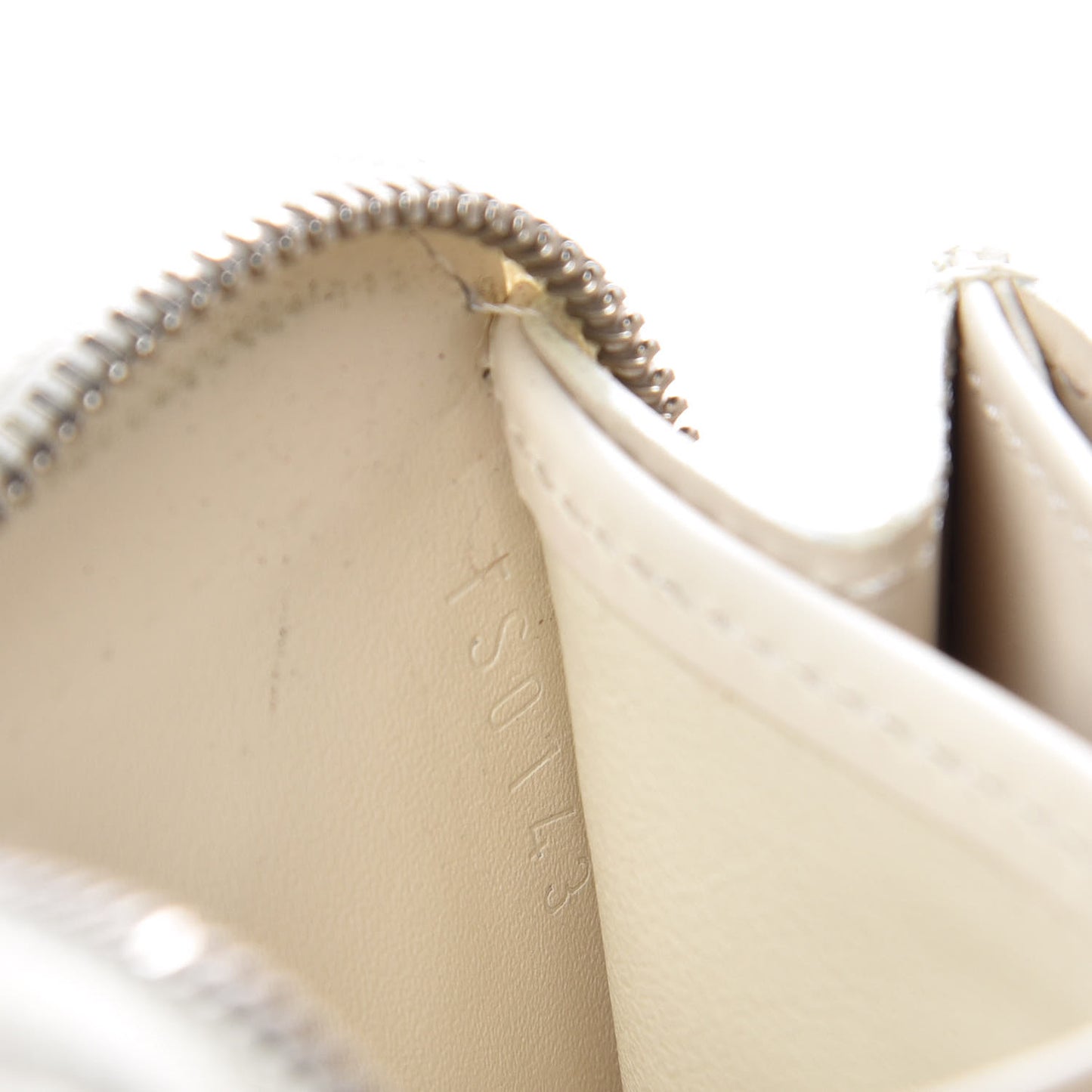 Damier Facette Zippy Coin Purse Creme
