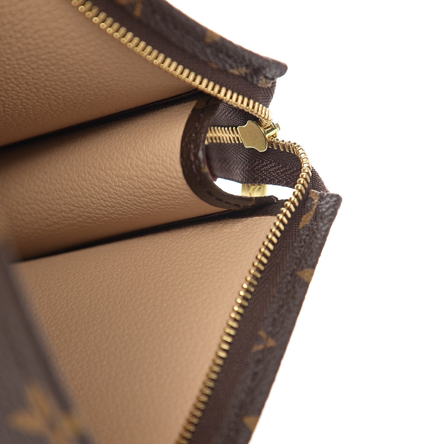 Louis Vuitton Monogram Toiletry Pouch 26 6 of 7