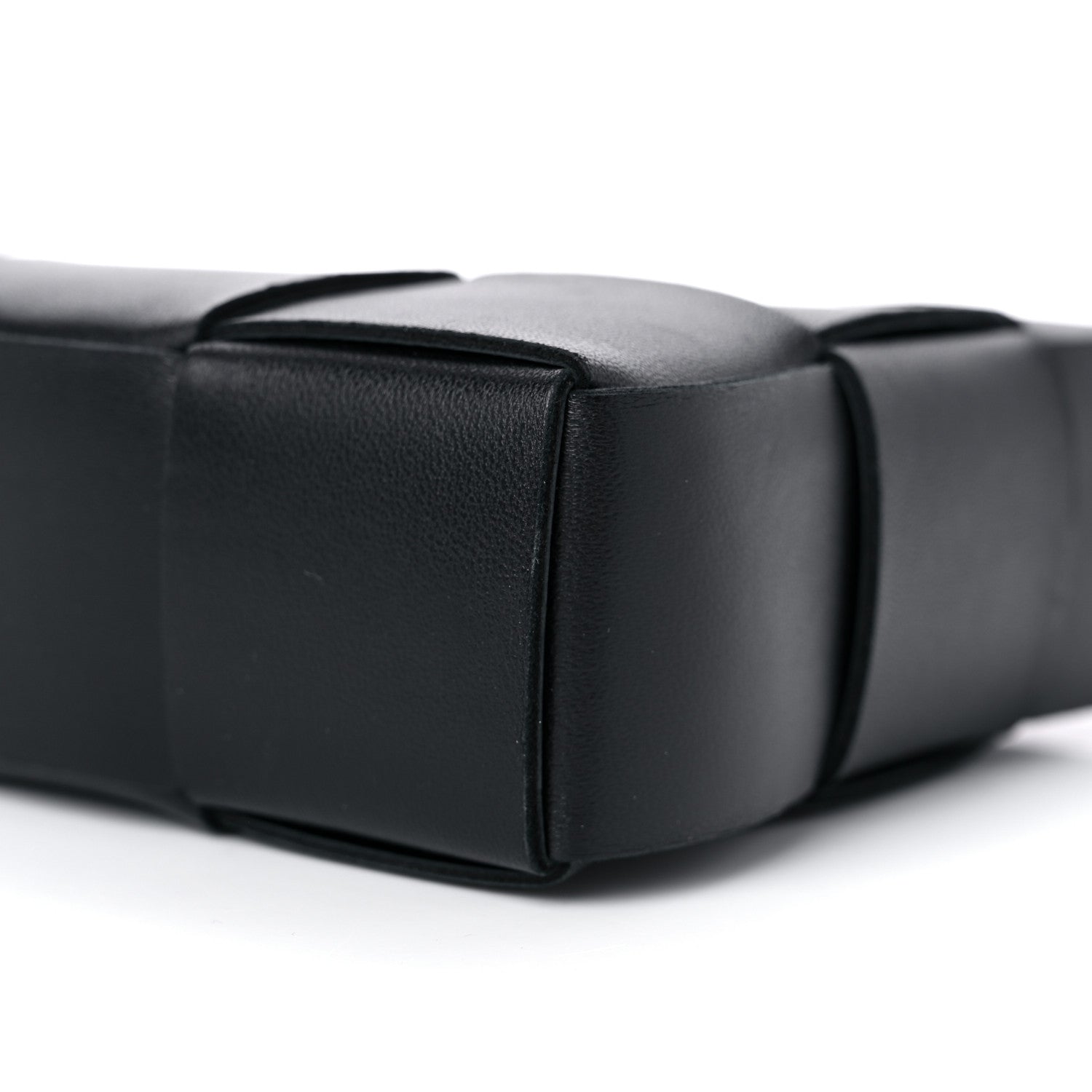 Bottega Veneta Calfskin Maxi Intrecciato Cassette Pouch On Strap Black 8 of 8
