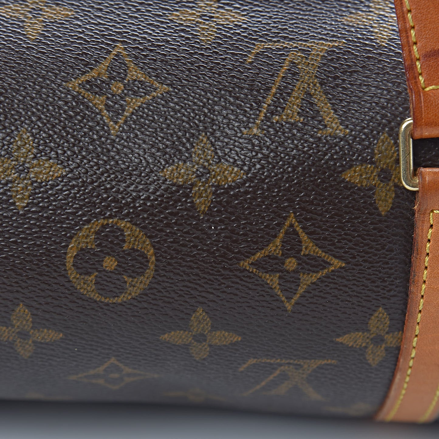 Monogram Papillon 26