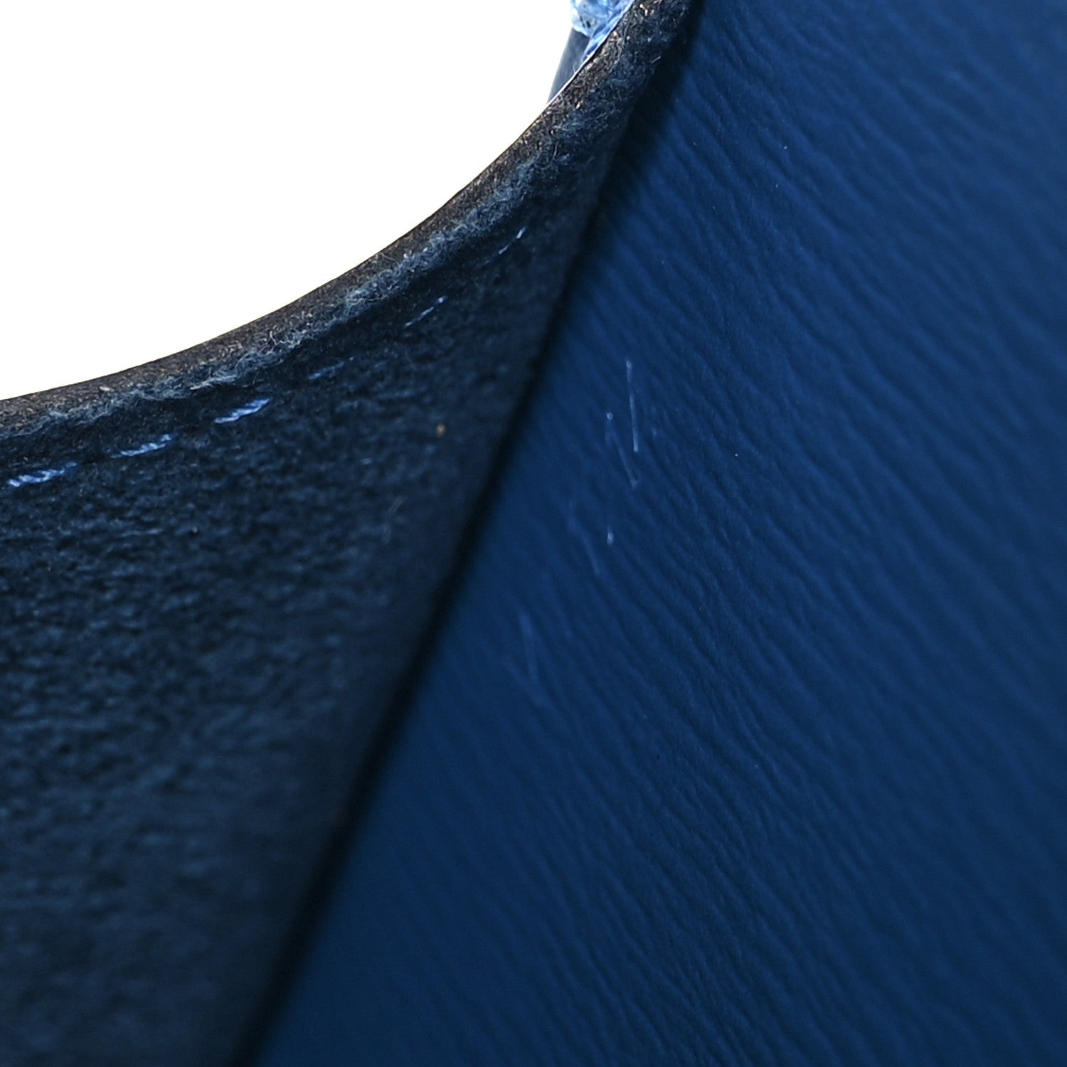 Louis Vuitton Epi Cluny Toledo 7 of 13