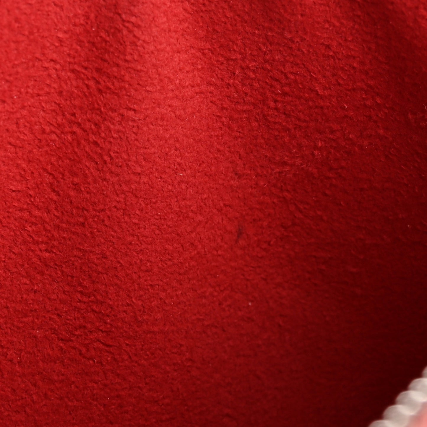 Epi Pochette Accessories 24 Castillan Red
