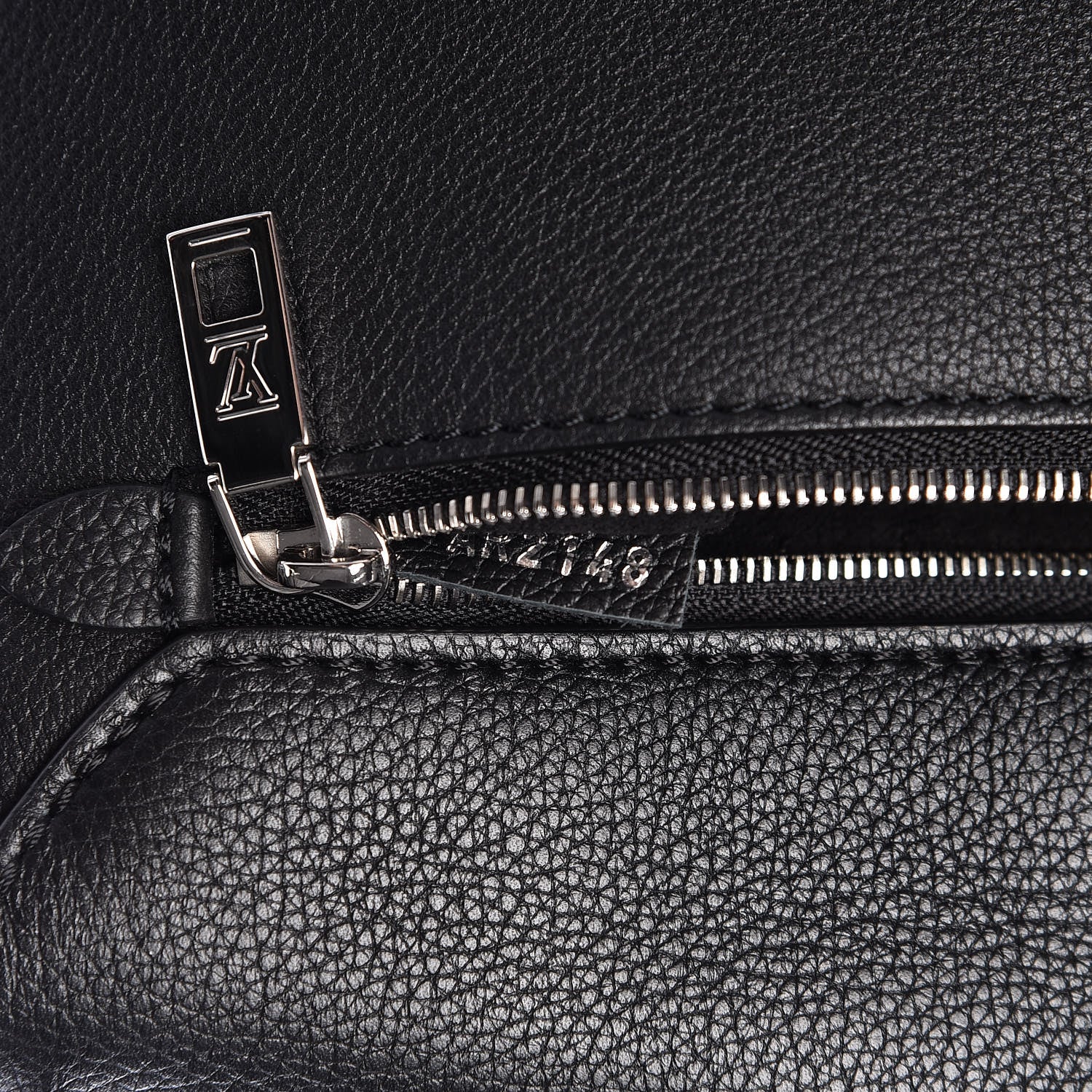 Louis Vuitton Soft Calfskin My Lockme Top Handle Black 7 of 11