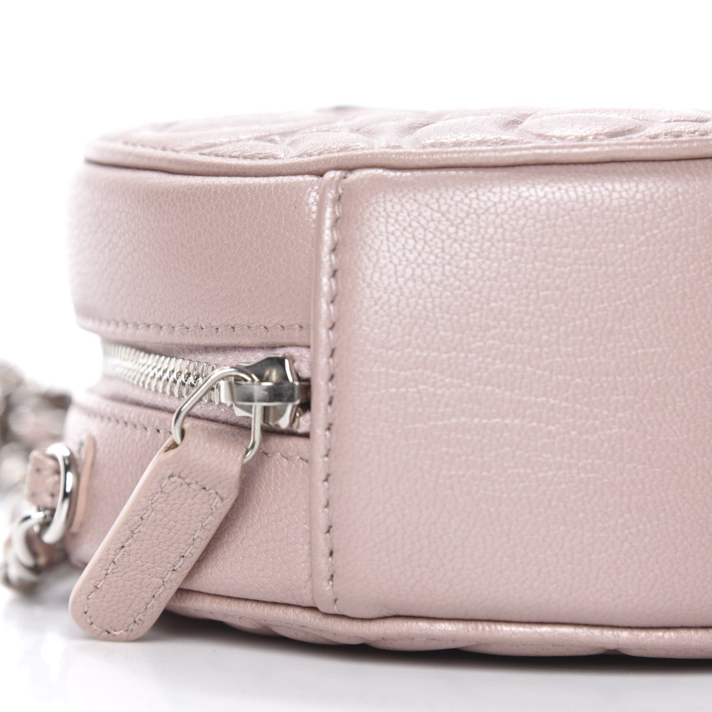 Lambskin Camellia Quilted Round Clutch With Chain Light Pink