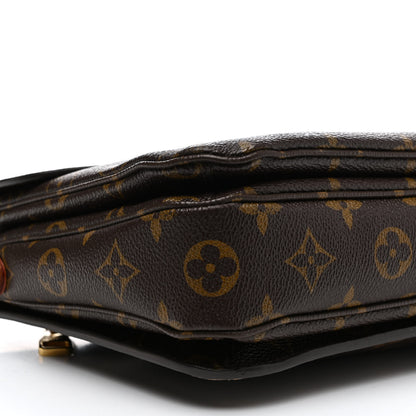 Louis Vuitton Monogram Pochette Metis 9 of 18