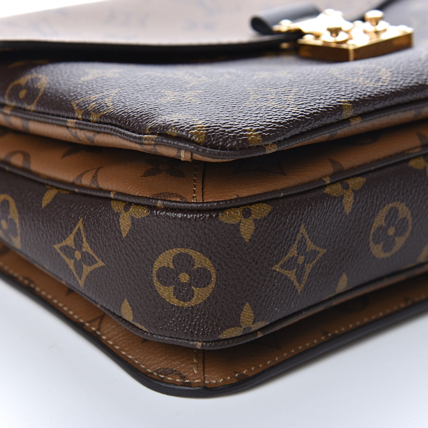 Reverse Monogram Pochette Metis