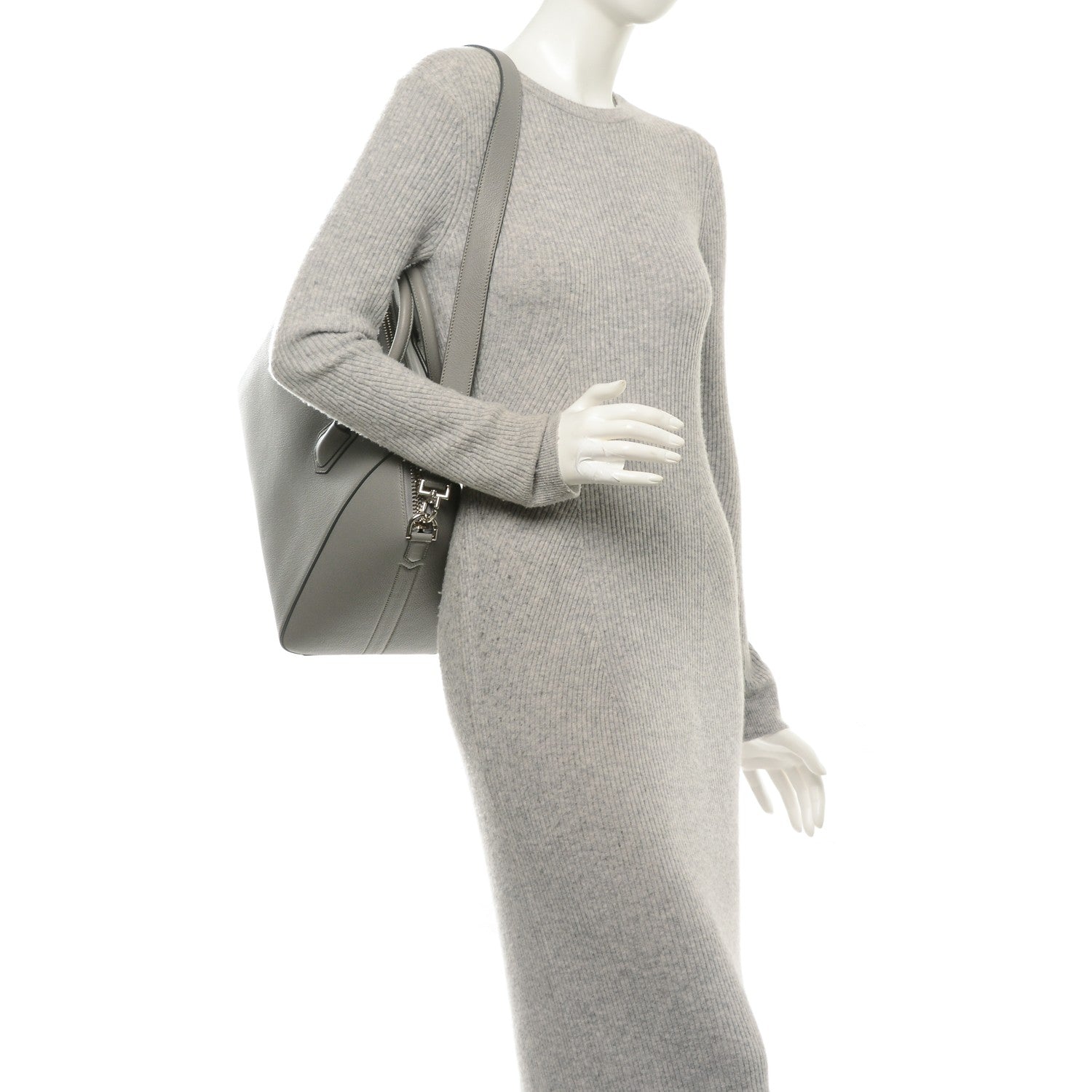 Givenchy Sugar Goatskin Medium Antigona Pearl Grey 2 of 7