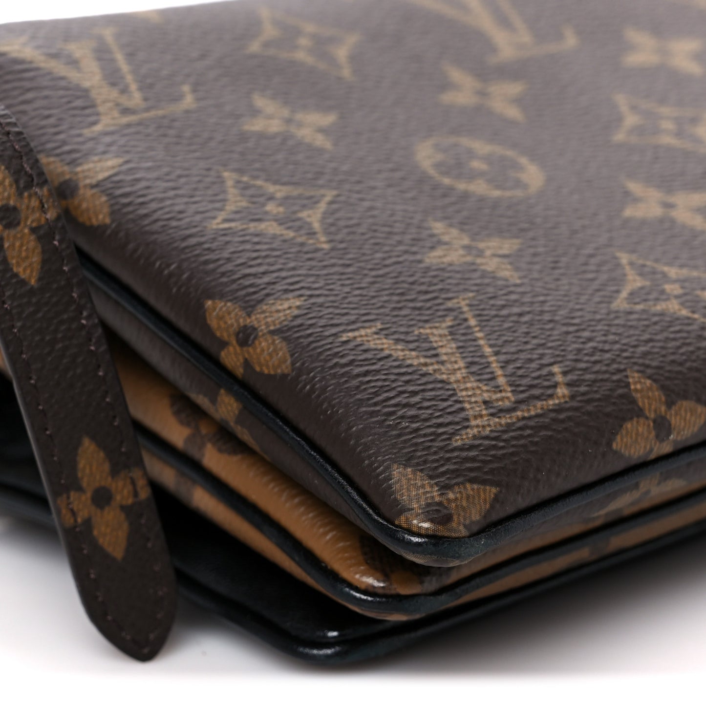 Reverse Monogram Lambskin LV3 Pouch