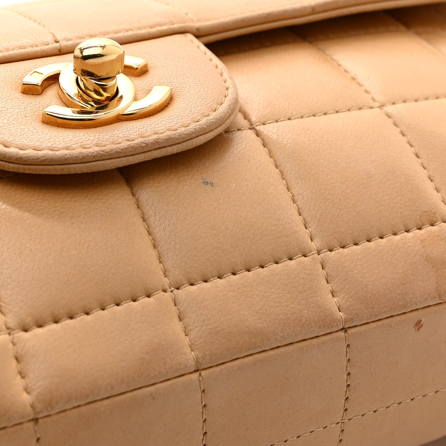 Lambskin East West Chocolate Bar Flap Beige