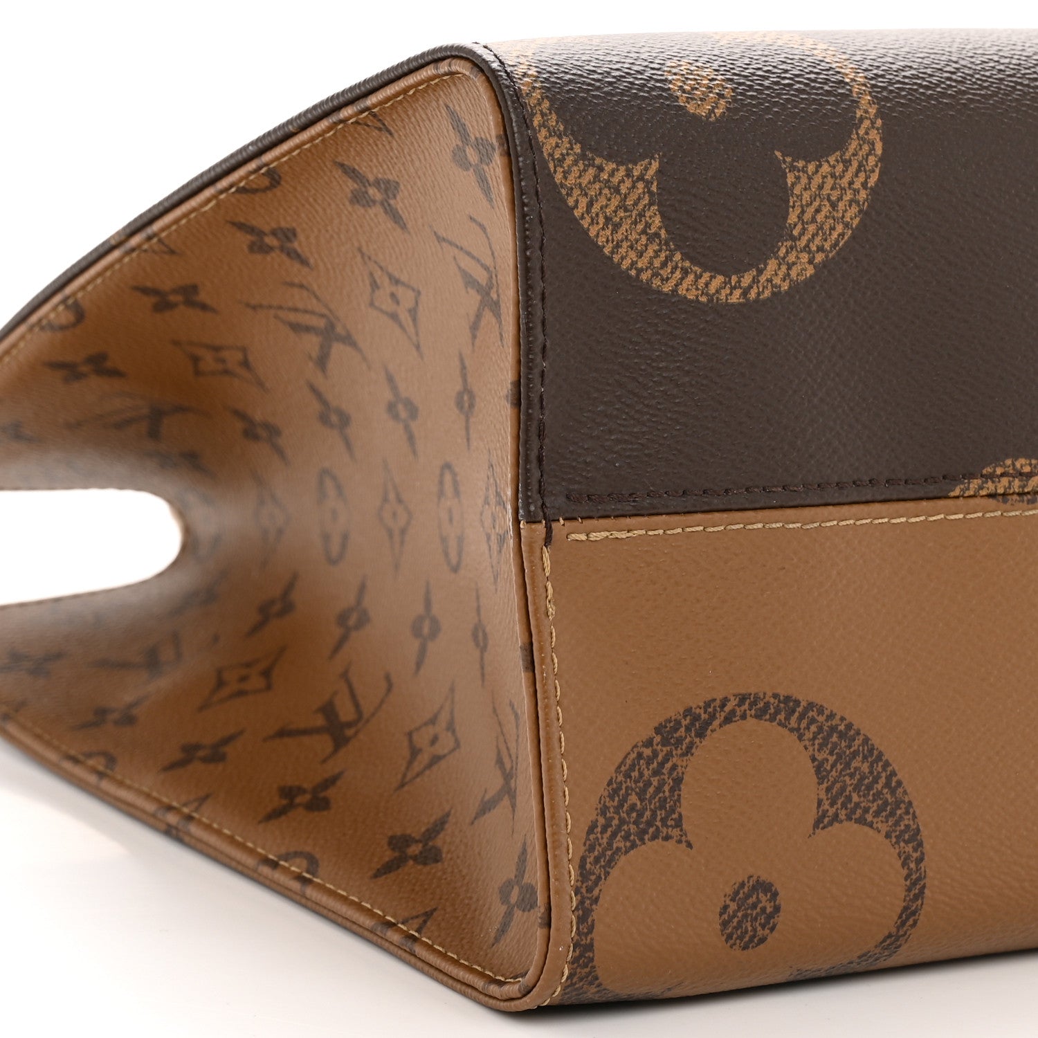 Louis Vuitton Reverse Monogram Giant Onthego MM 10 of 12