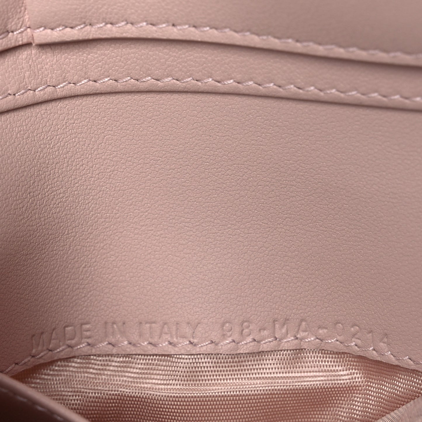 Grained Calfskin Supple Cannage Caro Dahlia Wallet Powder Pink