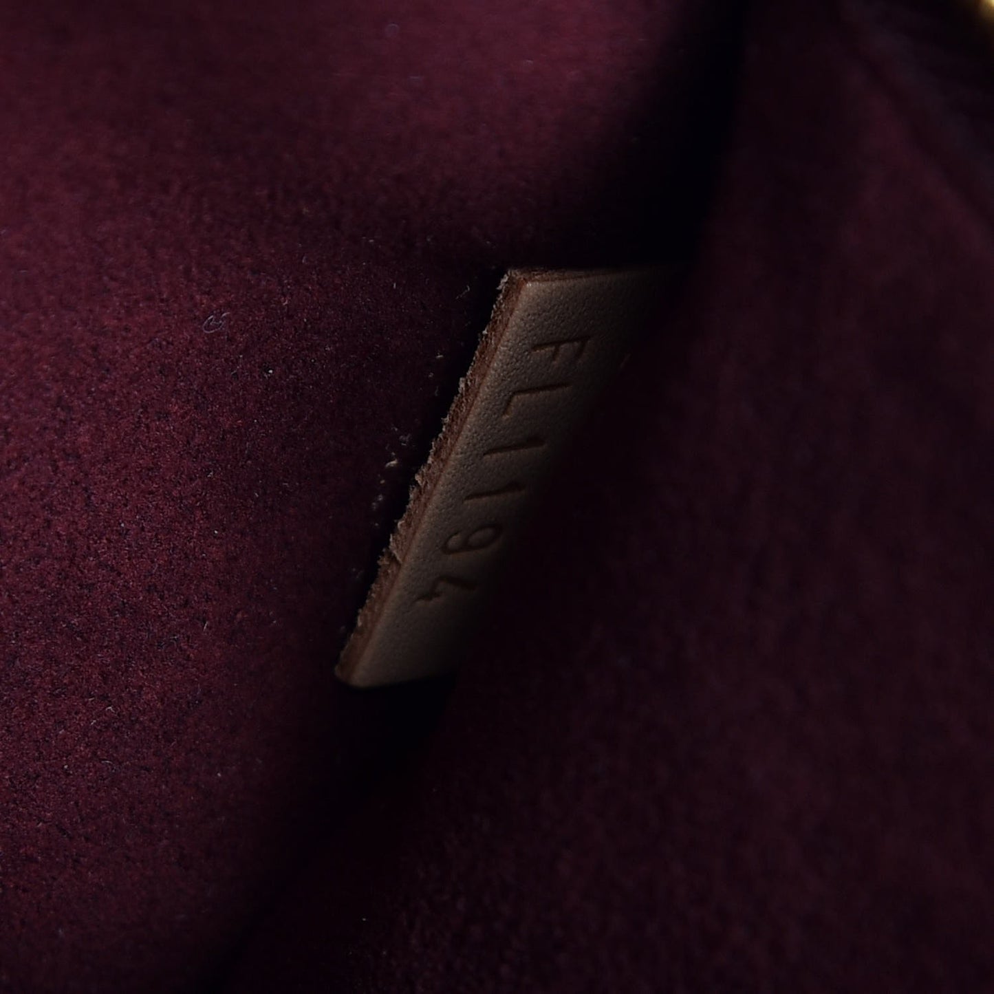 Monogram Voltaire