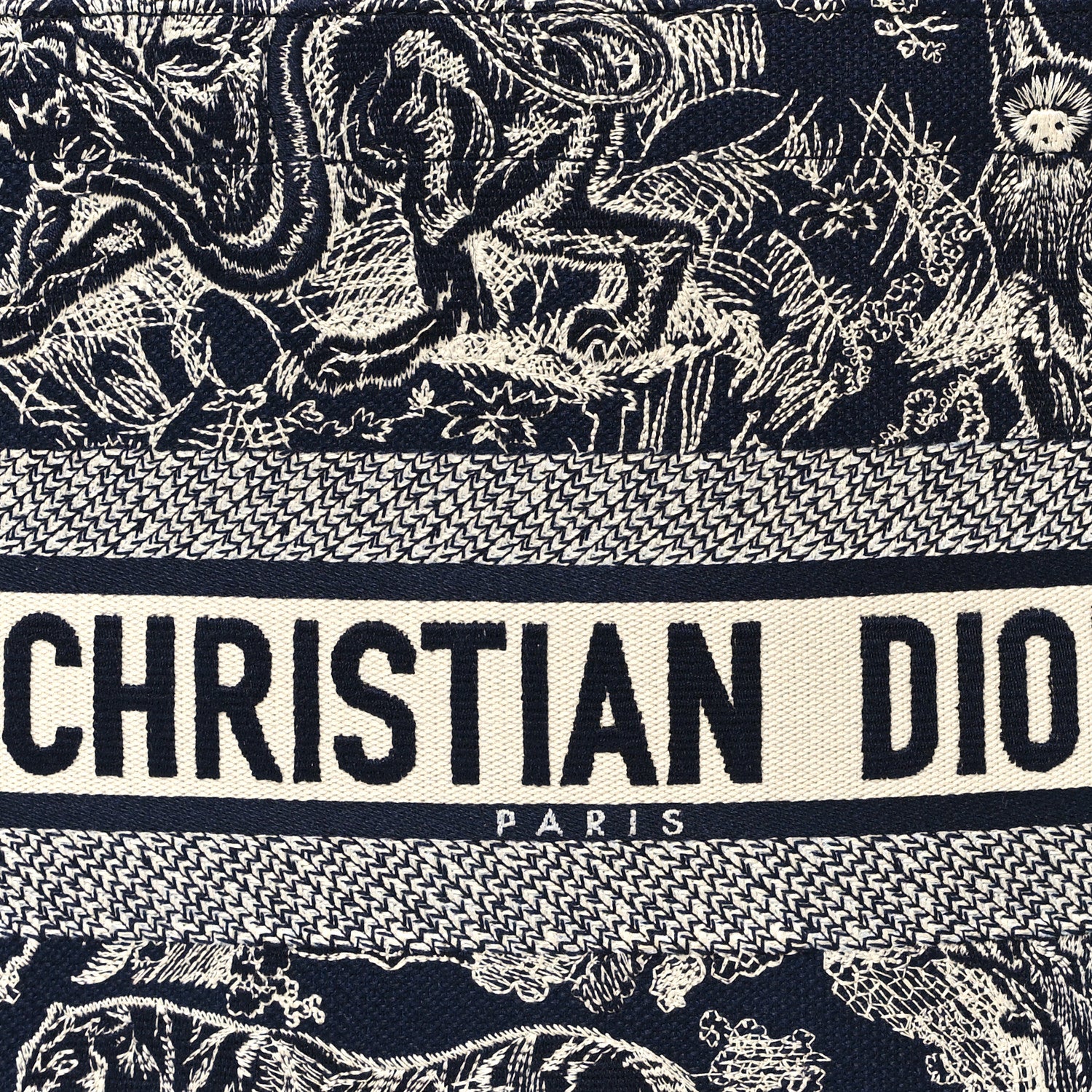Christian Dior Canvas Embroidered Medium Dioriviera Toile De Jouy Reverse Book Tote Blue 8 of 11