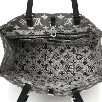 Louis Vuitton Monogram Jacquard Denim Onthego MM Black 5 of 9