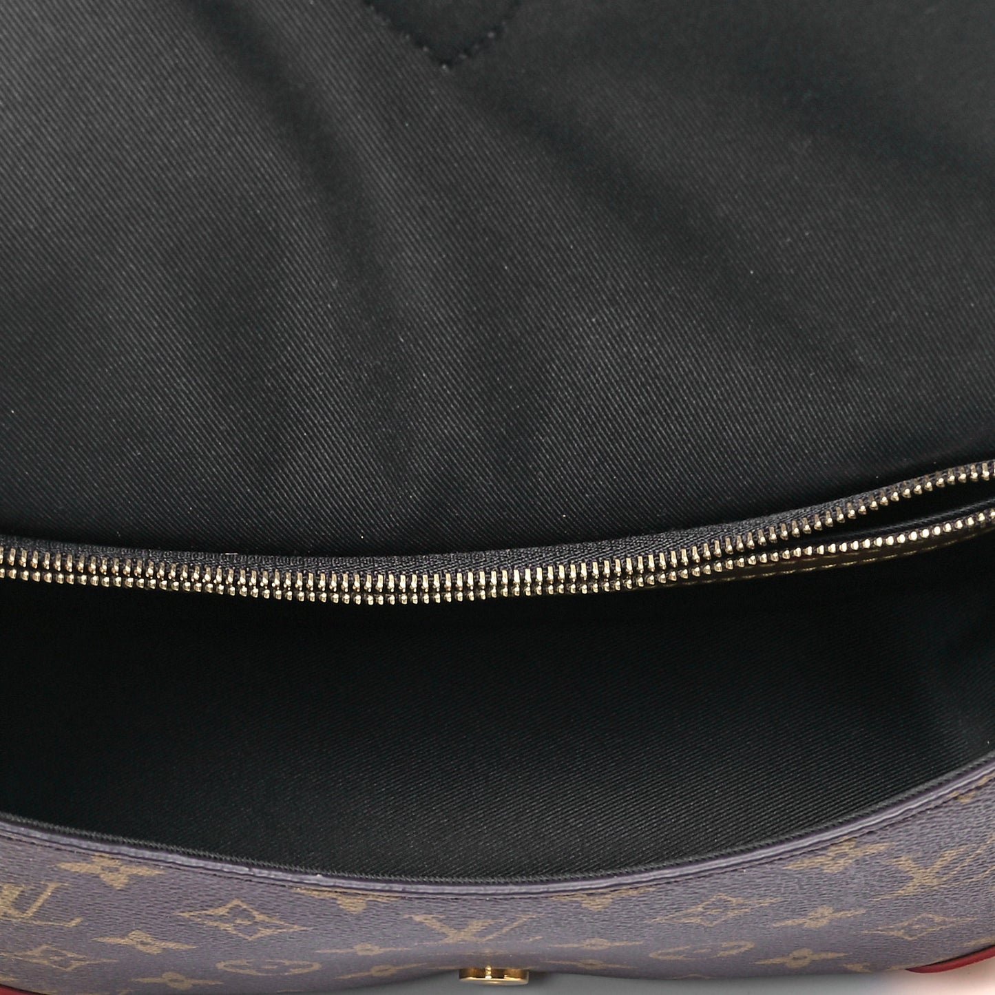 Monogram Diane Black