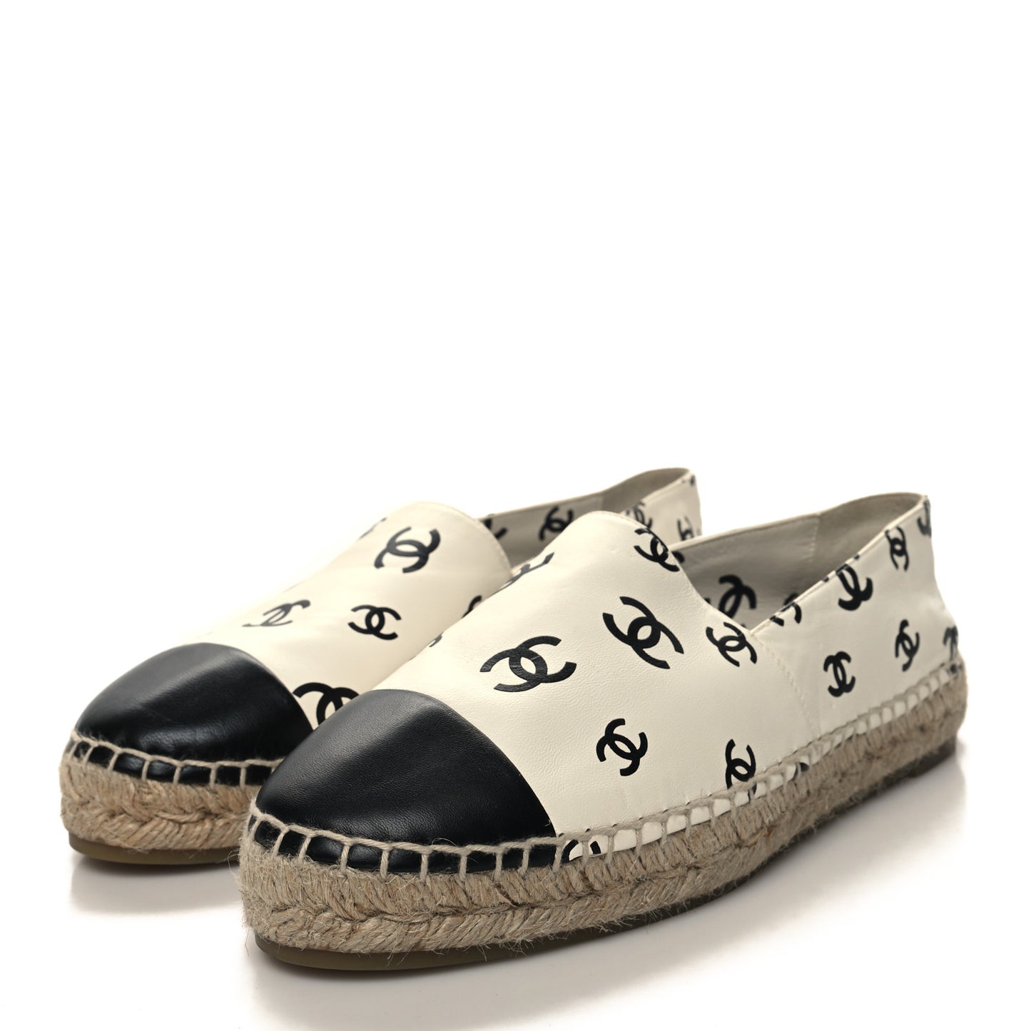 Lambskin Printed CC Espadrilles 40 White Black